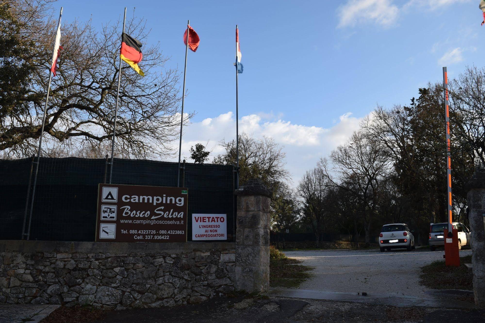 Villaggio Camping Bosco Selva Alberobello Exteriör bild